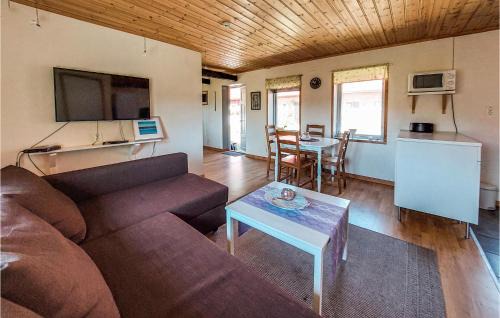 Eldsberga House | Awesome Home In Eldsberga With Kitchen
