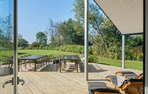 Farvang House | Awesome Home In Fårvang With Sauna