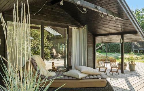 Follenslev House | Awesome Home In Føllenslev With Wifi