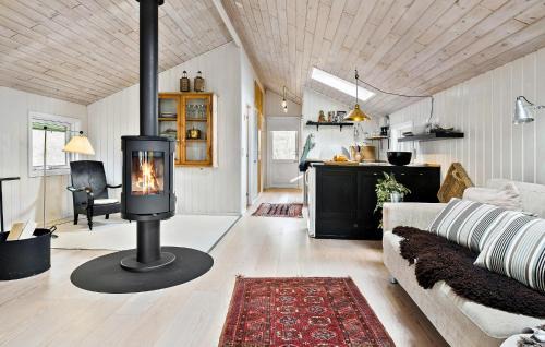 Follenslev House | Awesome Home In Føllenslev With Wifi