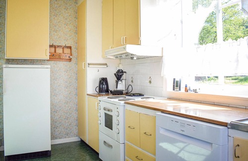 Fitjar House | Awesome home in Fitjar with WiFi