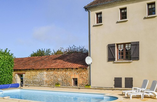 Gabillou House | Awesome home in Gabillou with WiFi