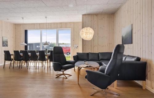 Grenaa House | Awesome Home In Grenaa With Sauna