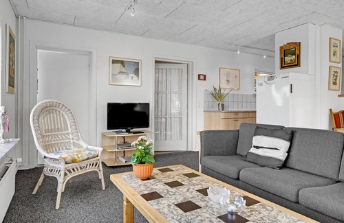 Brydegaard House | Awesome home in Haarby with WiFi