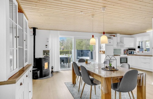 Kelstrup House | Awesome home in Haderslev with WiFi