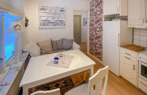 Haverud House | Awesome home in Håverud with kitchen