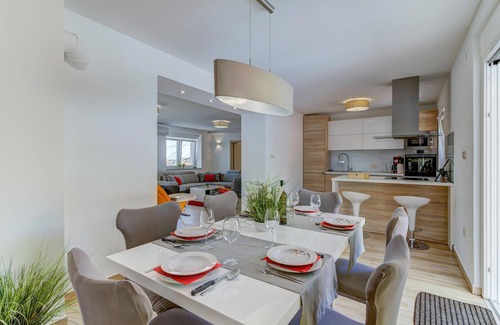 Novi Vinodolski House | Awesome home in Novi Vinodolski