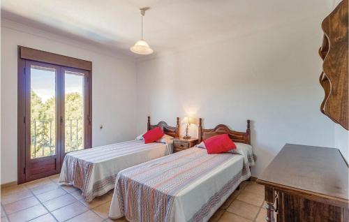 Iznajar House | Awesome Home In Iznájar