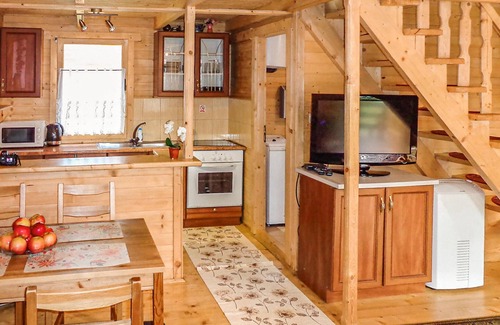 Jaroslawiec House | Awesome home in Jaroslawiec with WiFi