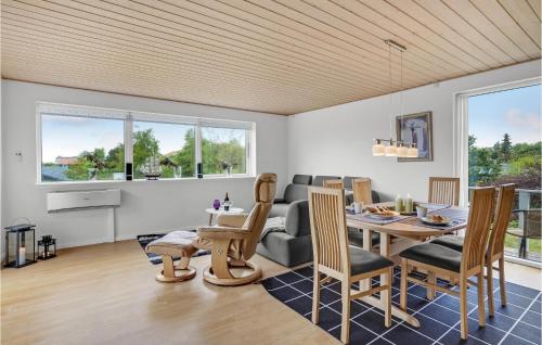 Kalundborg House | Awesome Home In Kalundborg With Wifi