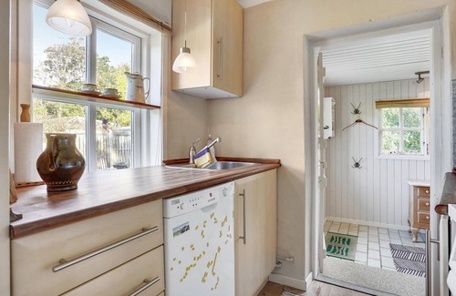 Skodshoved House | Awesome home in Knebel with kitchen