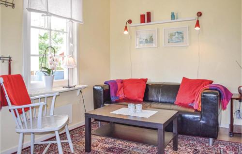 Hagaby House | Awesome Home In Löttorp With Kitchen