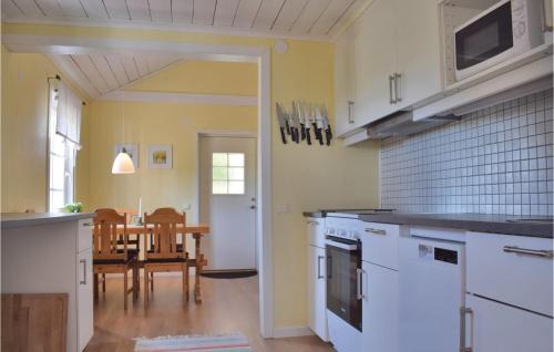 Hagaby House | Awesome Home In Löttorp With Kitchen