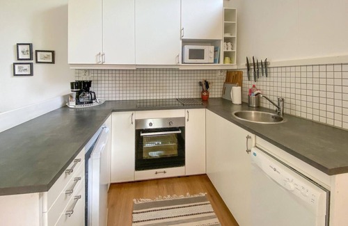 Hagaby House | Awesome home in Löttorp with kitchen
