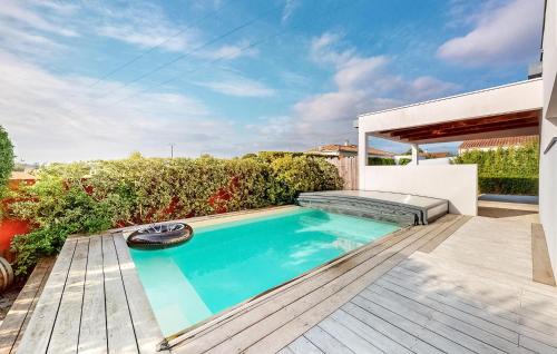 Medis House | Awesome Home In Médis