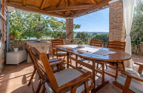 Cizici House | Awesome home in Malinska with WiFi