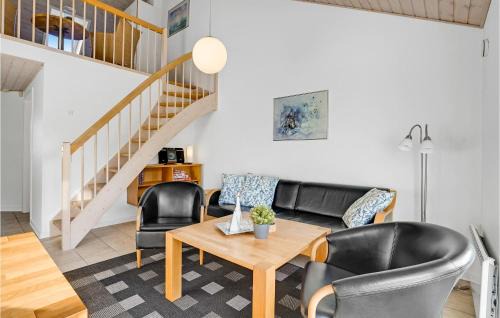 Houstrup House | Awesome Home In Nørre Nebel