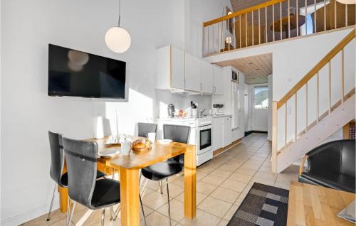 Houstrup House | Awesome Home In Nørre Nebel