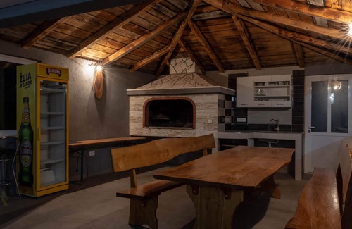 Labin House | Awesome home in Prgomet with WiFi