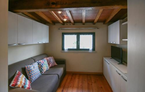Querceta House | Awesome Home In Querceta With Wifi
