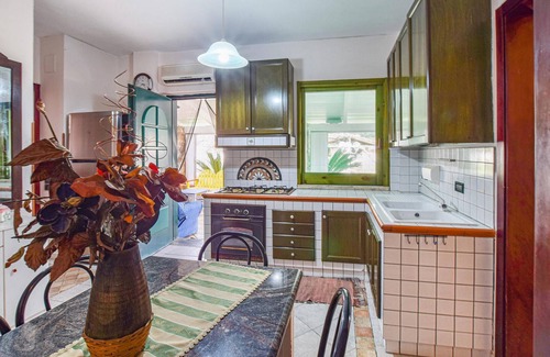 Santa Maria House | Awesome home in Ricadi with WiFi