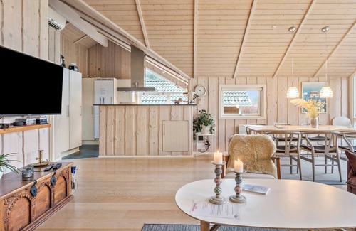 Kramnitse House | Awesome home in Rødby with sauna