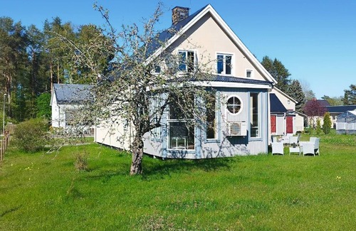 Sandarne House | Awesome home in Sandarne with WiFi