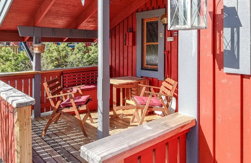 Sarna House | Awesome home in Särna with lake view