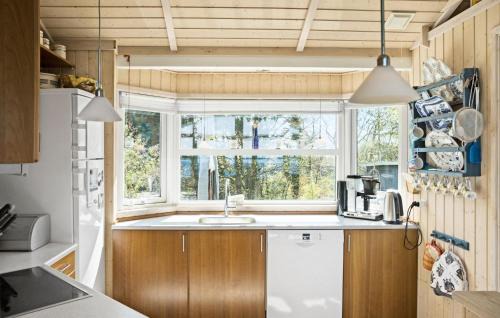 Sjllands Odde House | Awesome Home In Sjællands Odde