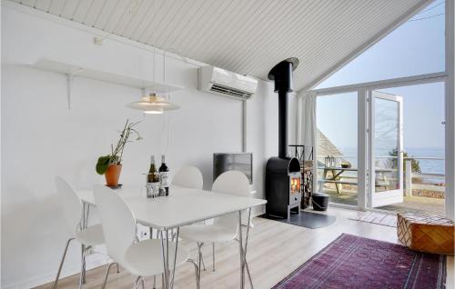 Snekkersten House | Awesome Home In Snekkersten With Wifi