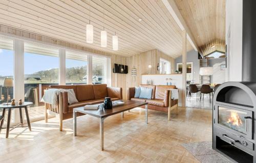 Egense House | Awesome Home In Storvorde With Sauna