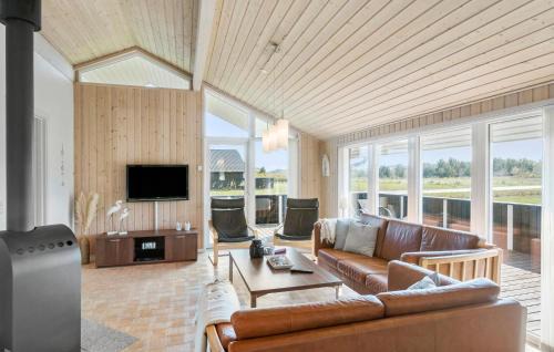 Egense House | Awesome Home In Storvorde With Sauna