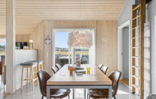 Egense House | Awesome Home In Storvorde With Sauna