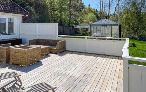Henan House | Awesome Home In Svineviken