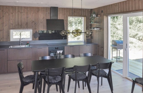 Syssleback House | Awesome home in Sysslebäck with sauna