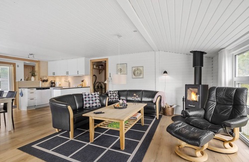 Skaven Strand House | Awesome home in Tarm with sauna