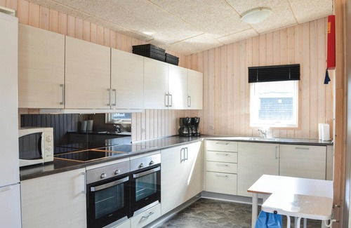 Thyboron House | Awesome home in Thyborøn with WiFi