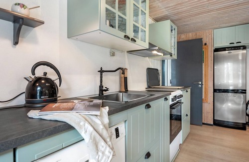 Vejers Strand House | Awesome home in Vejers Strand with WiFi