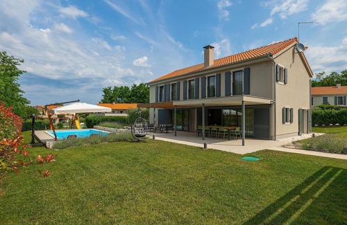 Lasici House | Awesome home in Vizinada