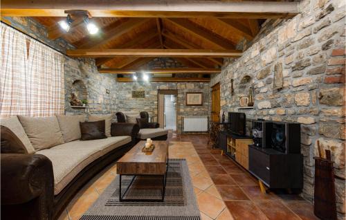 Brisevo House | Awesome Home In Zadar With Kitchen