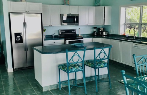 Little Cayman House | Awesome Sea Views! Secluded Beach