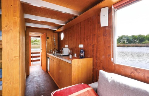 Radewege Boat Rental | Awesome ship in Radewege