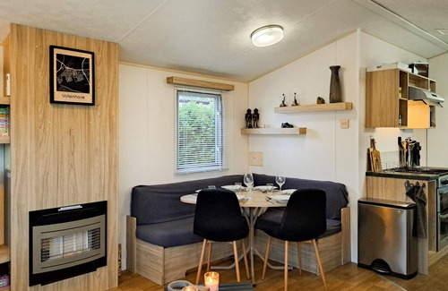 Vollenhove House | Awesome (sta)caravan in Vollenhove