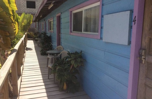 Caye Caulker Apartment | Axios Caye Caulker 1Bdrm Condo A/C Kitchen Wifi