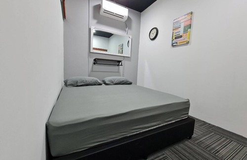 Kota Warisan Hotel | Ayden Roomstay KLIA Sepang
