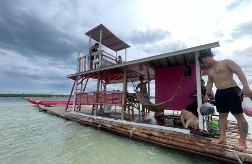 Calatagan Boat Rental | Ayne's Floating Cottage