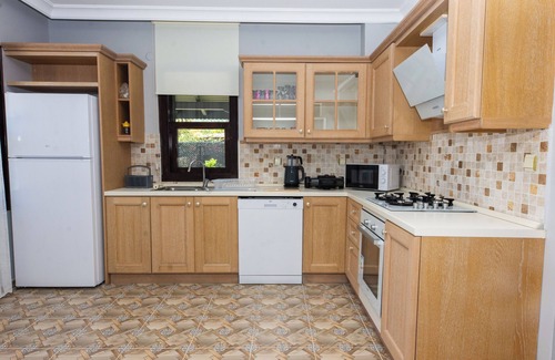 Camlikoy Villa | Ayse Villa Camli Daily Weekly Rentals