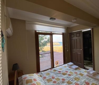 Altınova House | Ayvalik Seafront Villa Mansion Summer House in Ayvalik