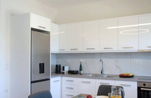 Paralia Villa | Azari Lifetime Memories Villa 1