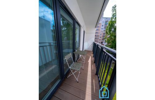 Srodmiescie Apartment | Azure Apartment Seaside & City Center Gdynia